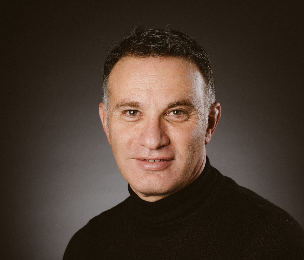 Speaker image